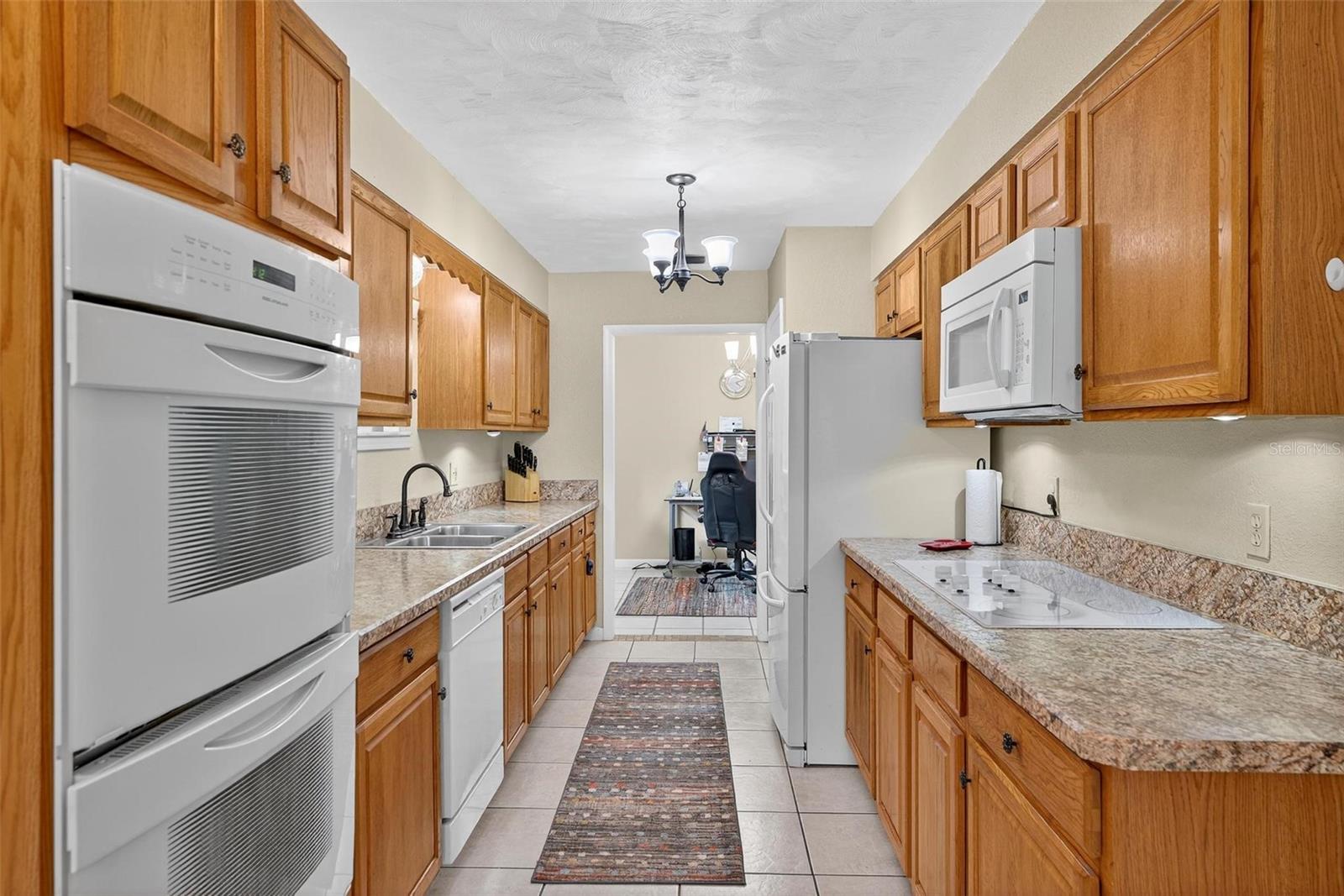 Image 43 of 90 For 2710 Westside Drive