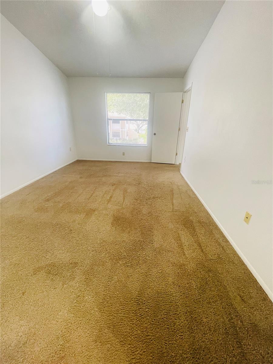 Image 11 of 22 For 3124 Semoran Boulevard 206