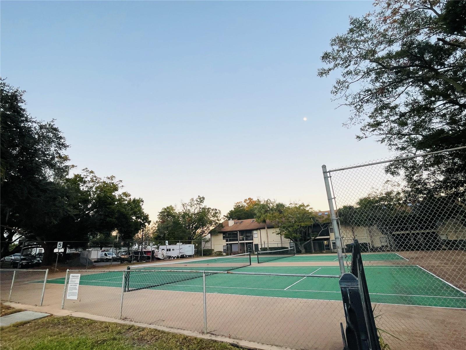 Image 20 of 22 For 3124 Semoran Boulevard 206