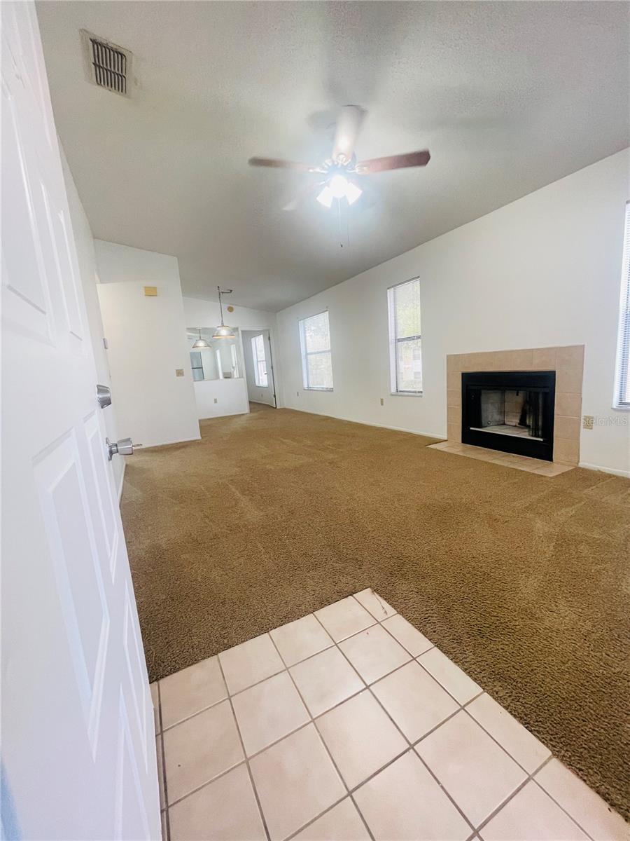 Image 5 of 22 For 3124 Semoran Boulevard 206