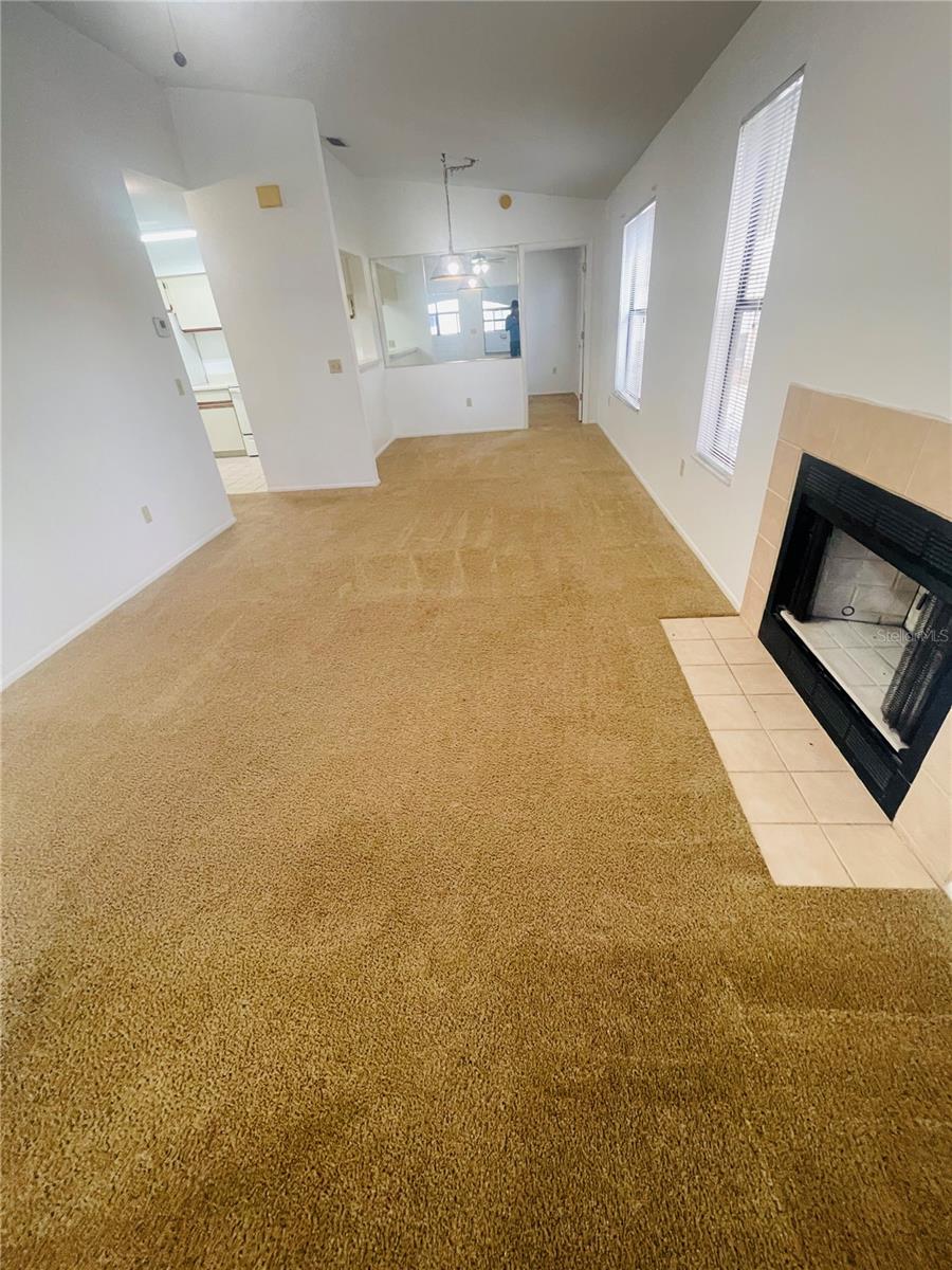 Image 6 of 22 For 3124 Semoran Boulevard 206