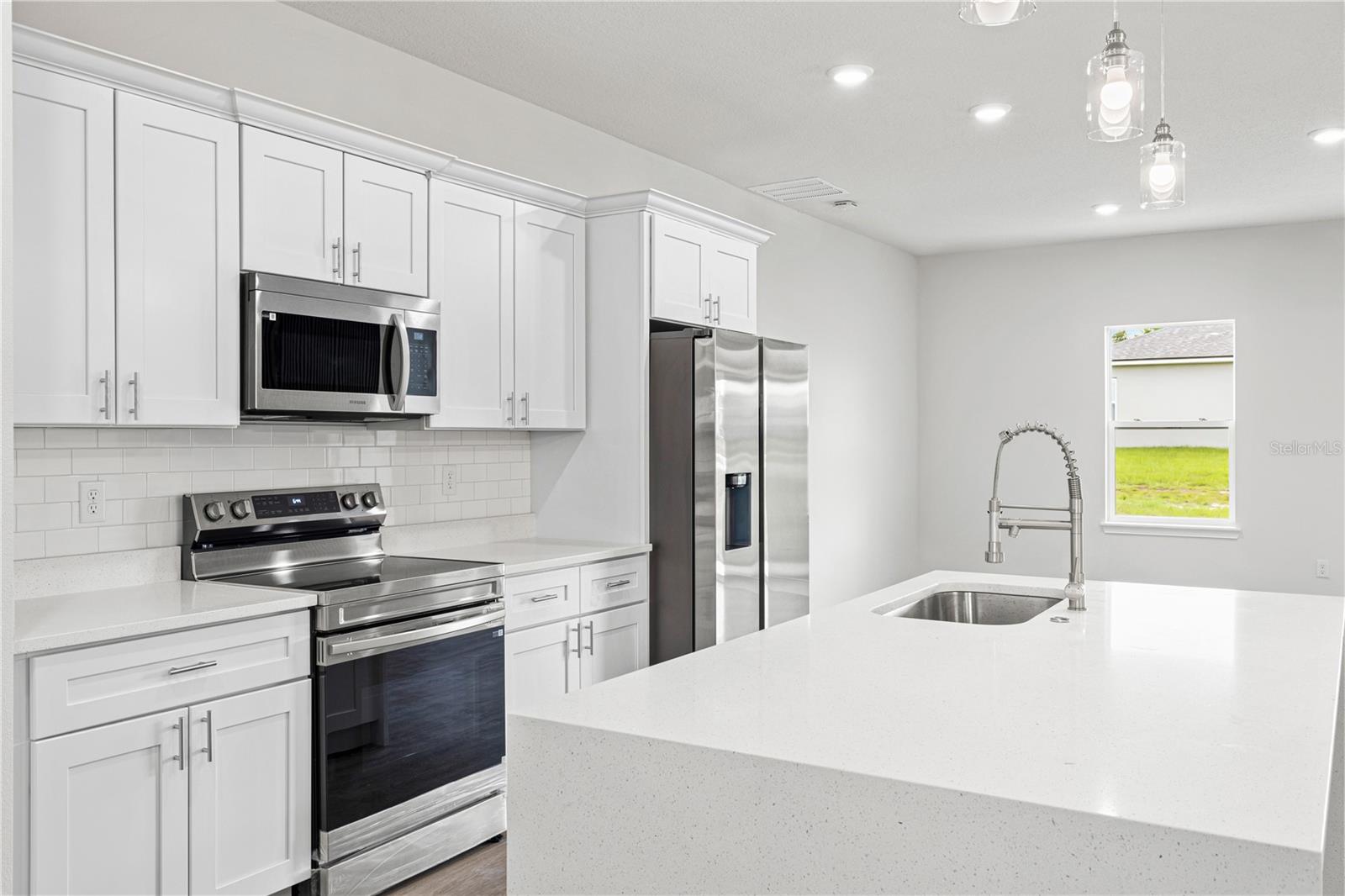 Image 10 of 36 For 15684 23rd Court Road