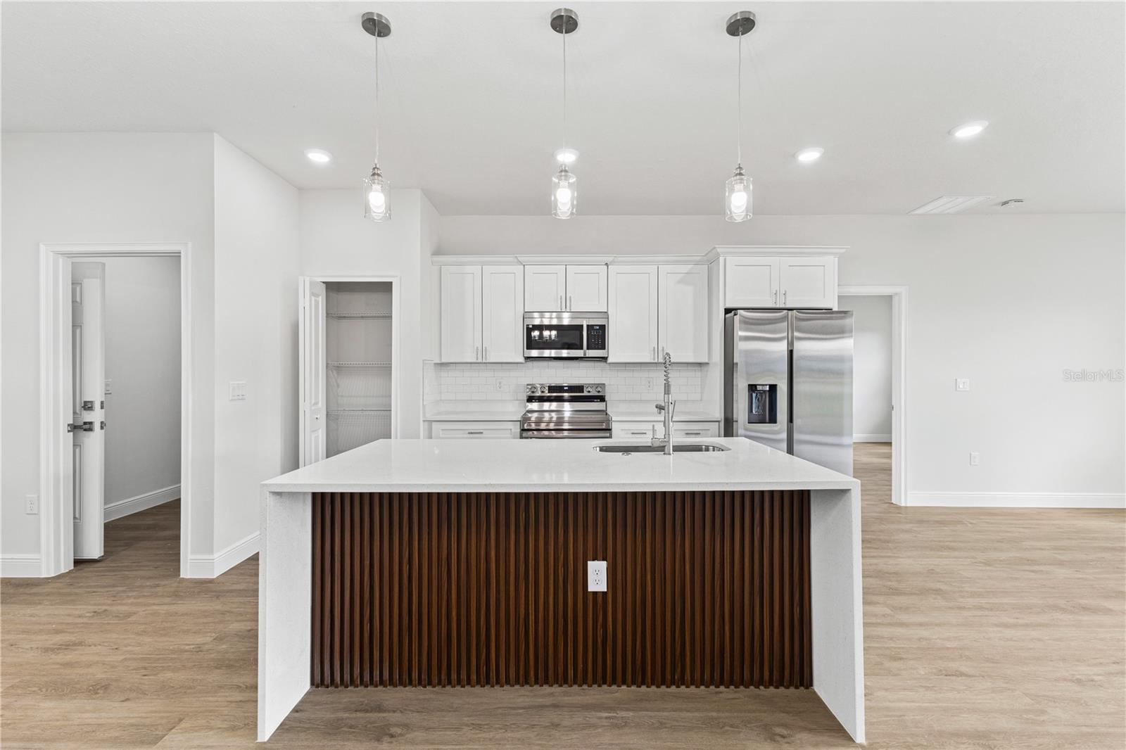 Image 13 of 36 For 15684 23rd Court Road