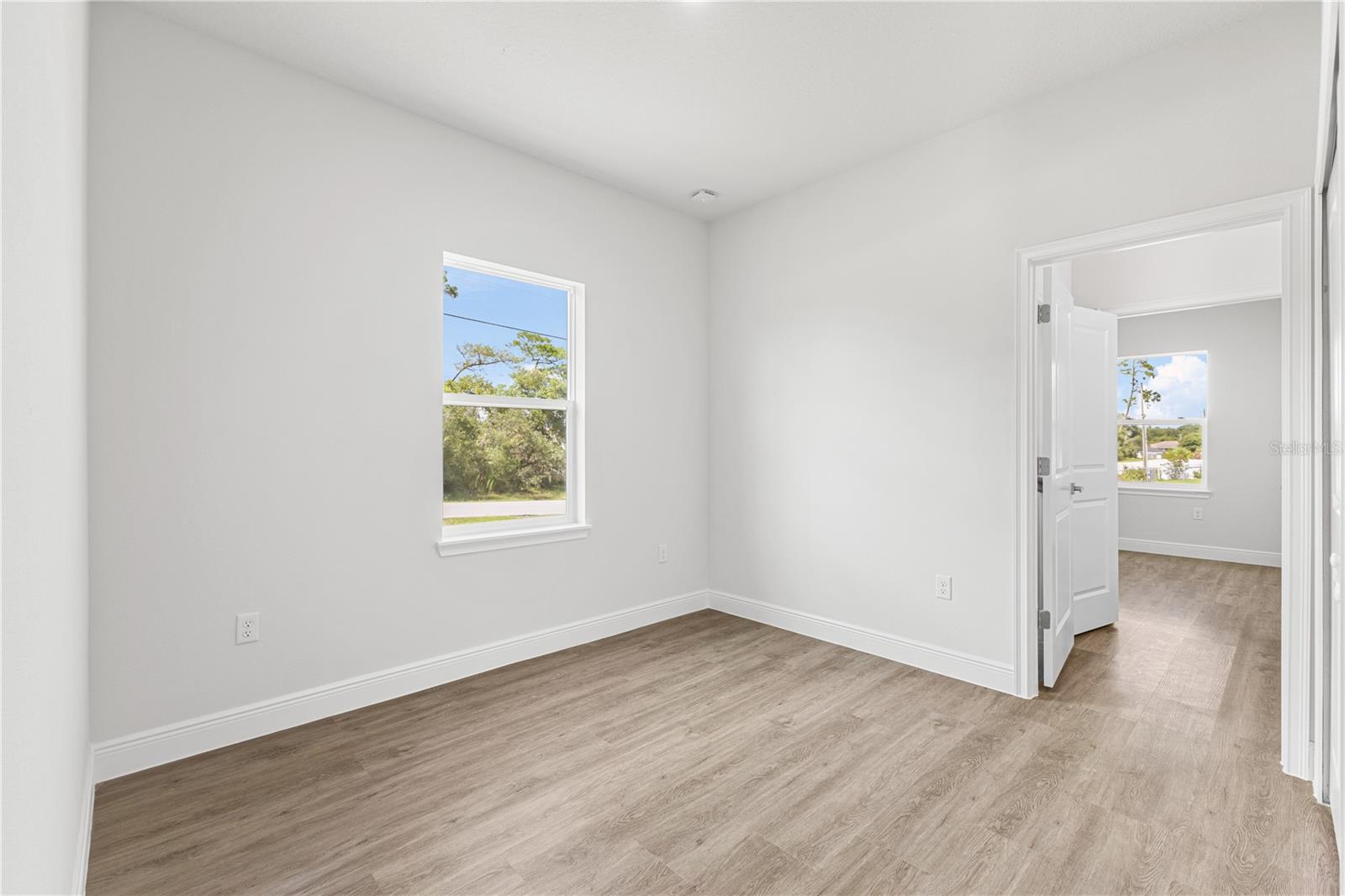 Image 31 of 36 For 15684 23rd Court Road