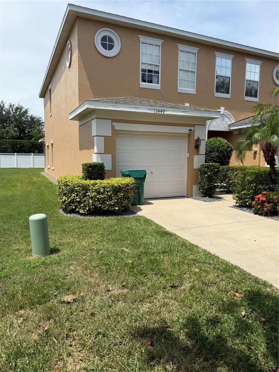 Image 3 of 20 For 13449 Daniels Landing Cir Circle