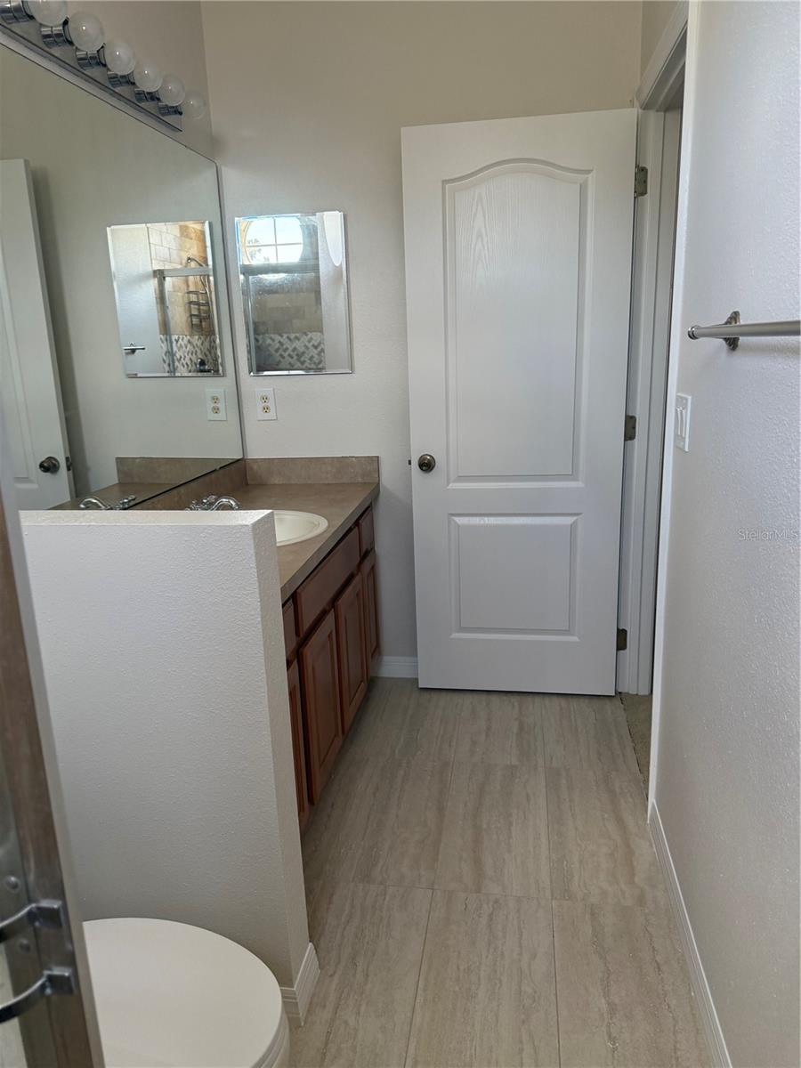 Image 32 of 36 For 13449 Daniels Landing Cir Circle