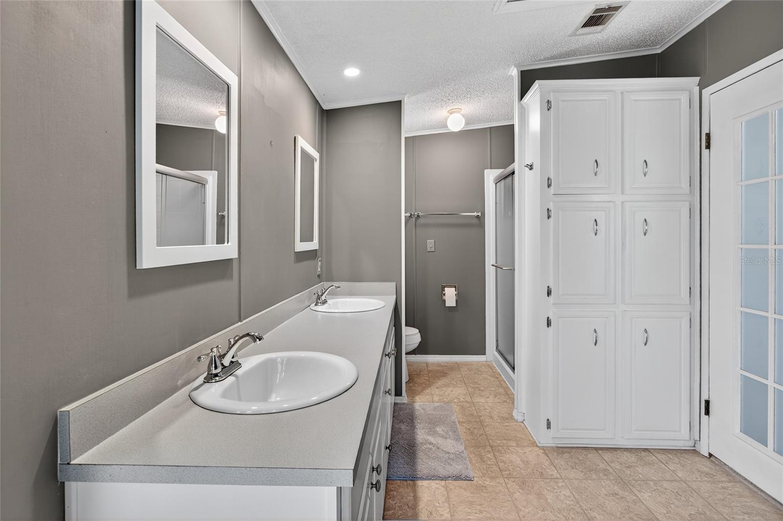 Image 14 of 29 For 4055 Cohen Drive 748