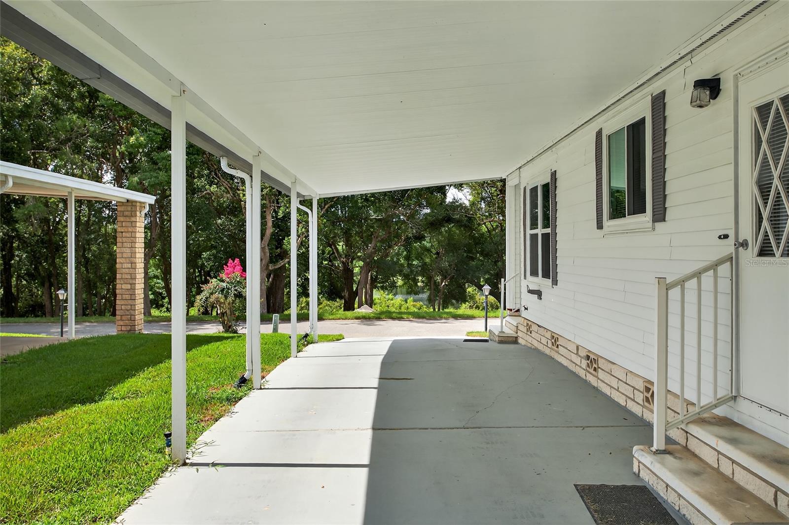 Image 21 of 29 For 4055 Cohen Drive 748