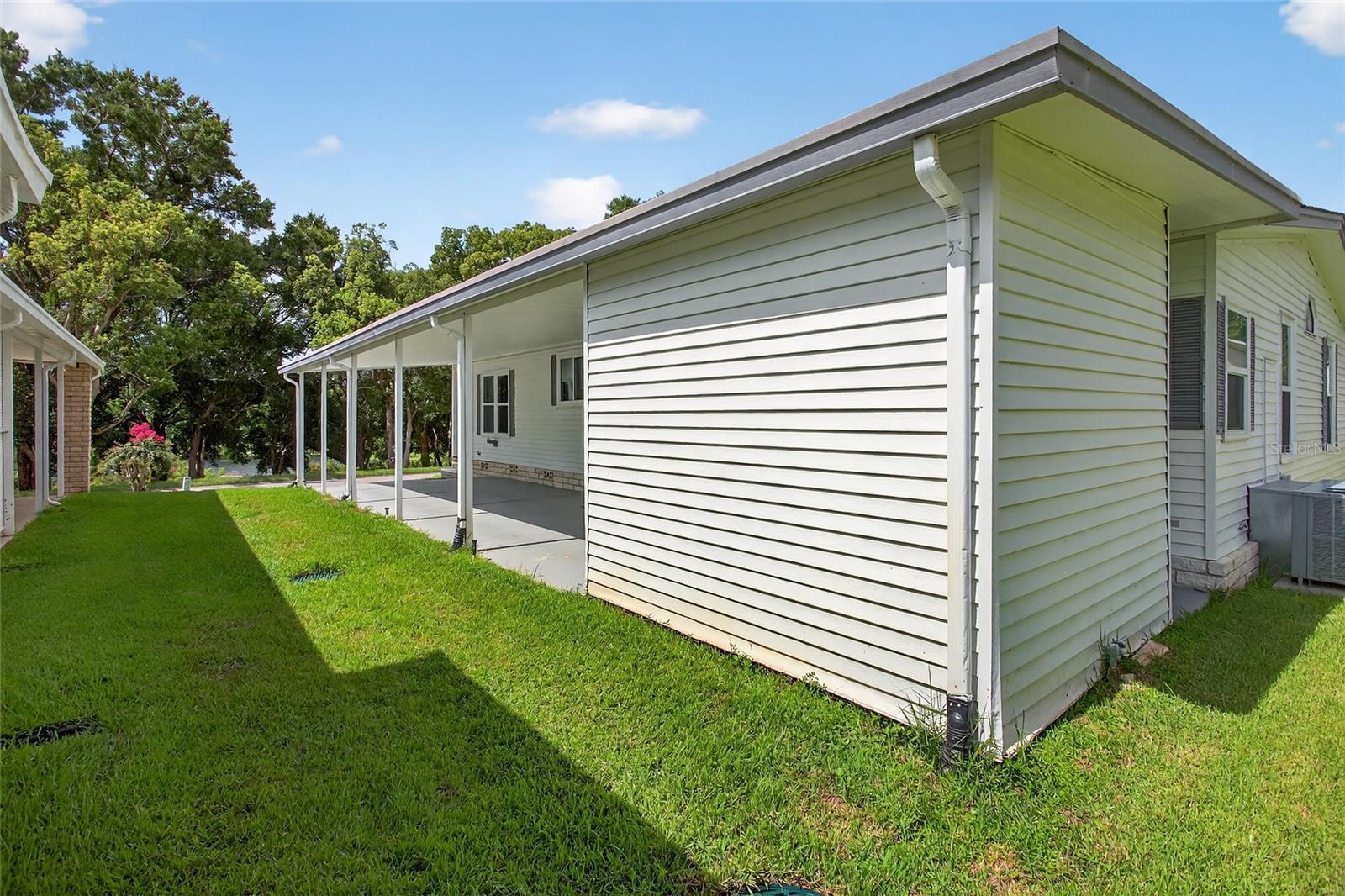 Image 22 of 29 For 4055 Cohen Drive 748