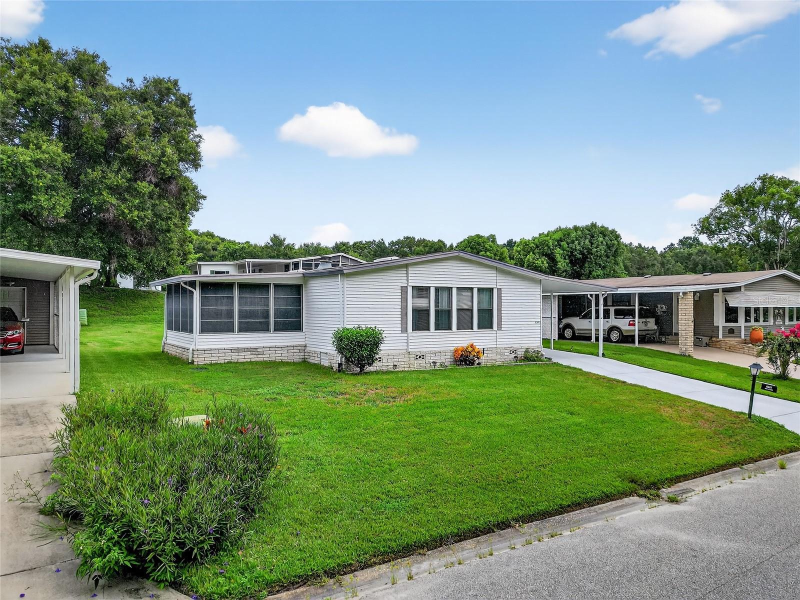 Image 26 of 29 For 4055 Cohen Drive 748