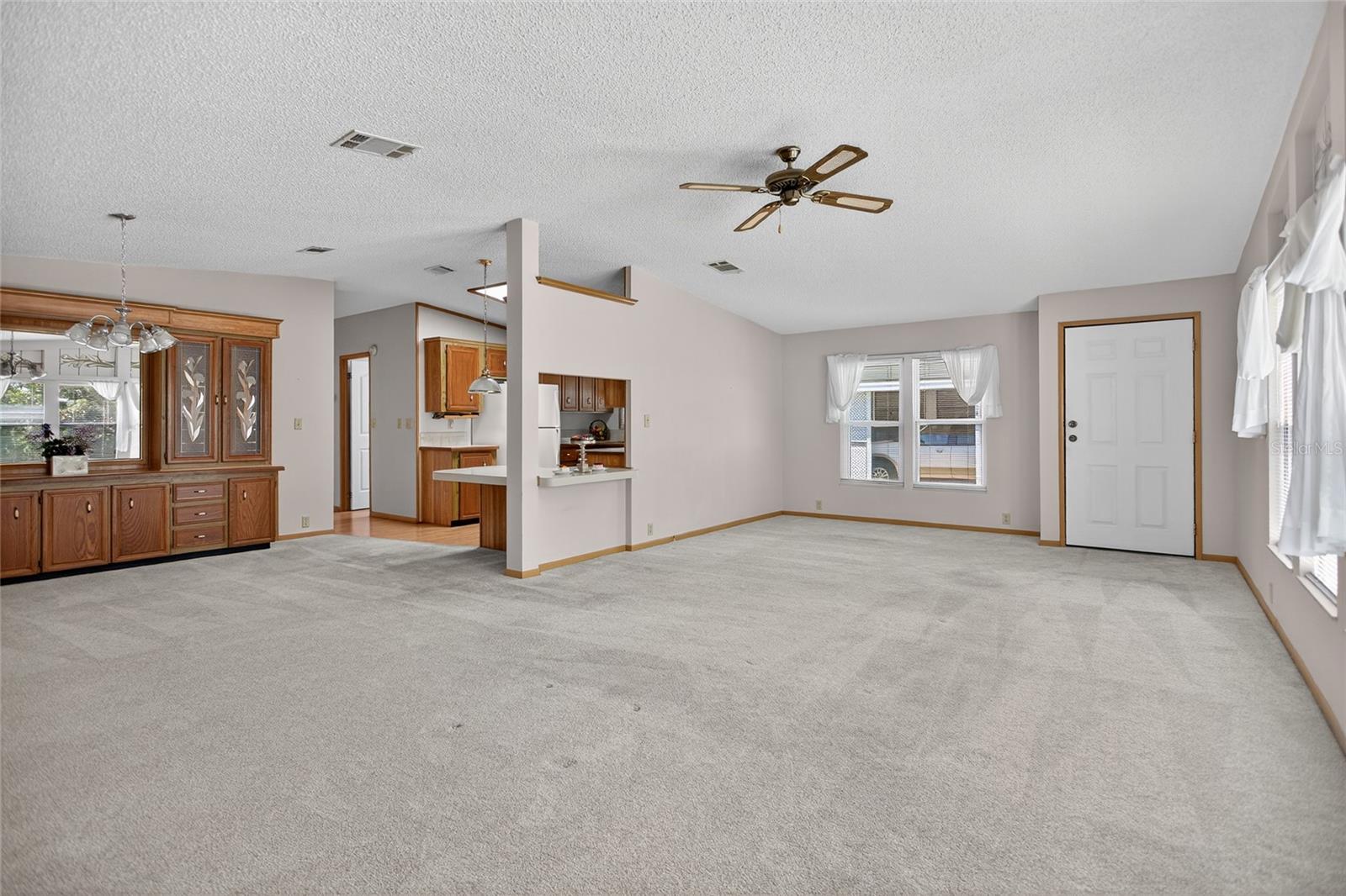 Image 5 of 29 For 4055 Cohen Drive 748