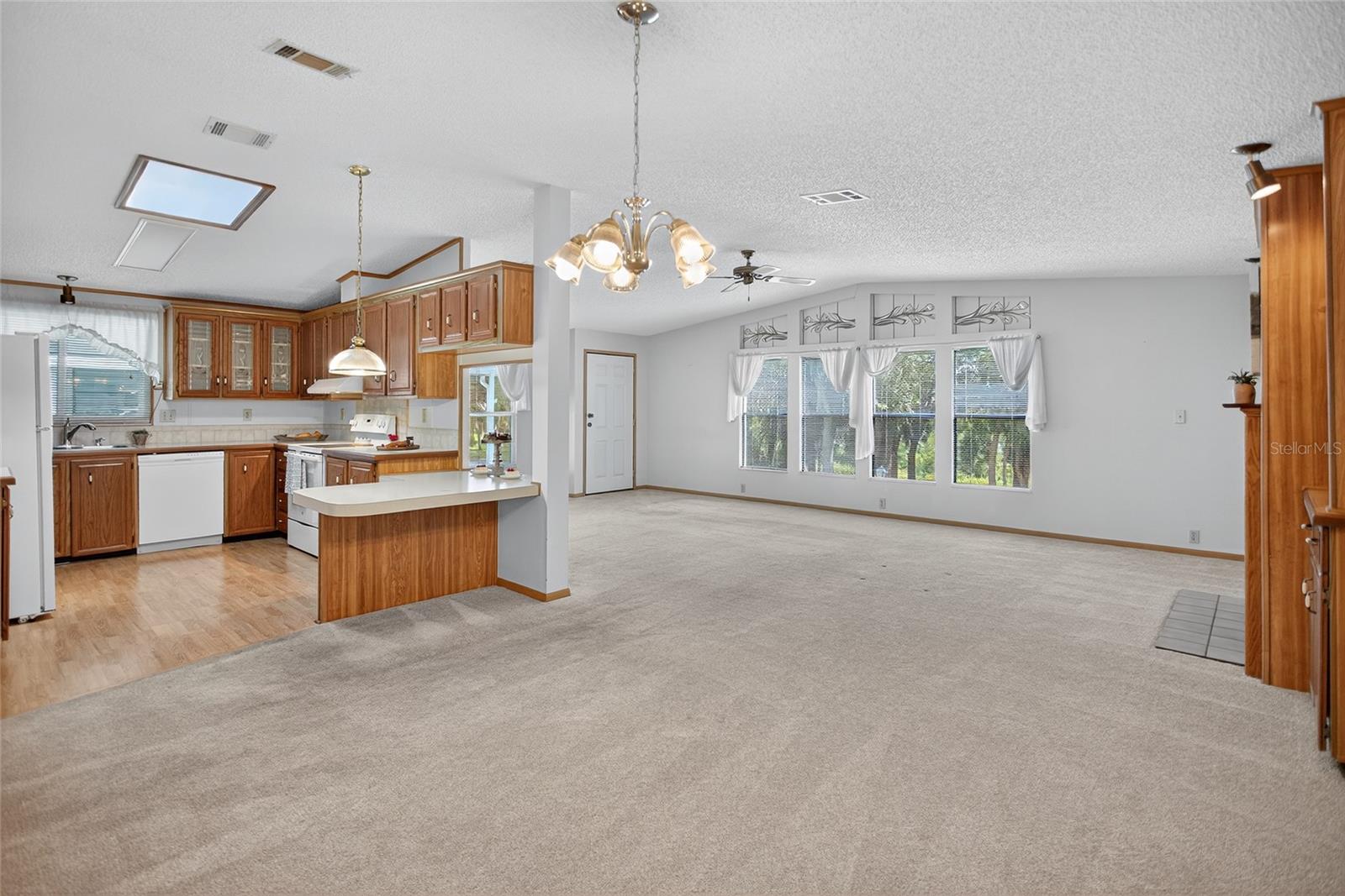 Image 7 of 29 For 4055 Cohen Drive 748