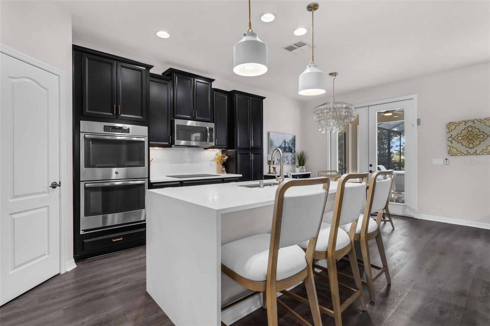 Image 13 of 60 For 1133 White Water Bay Drive