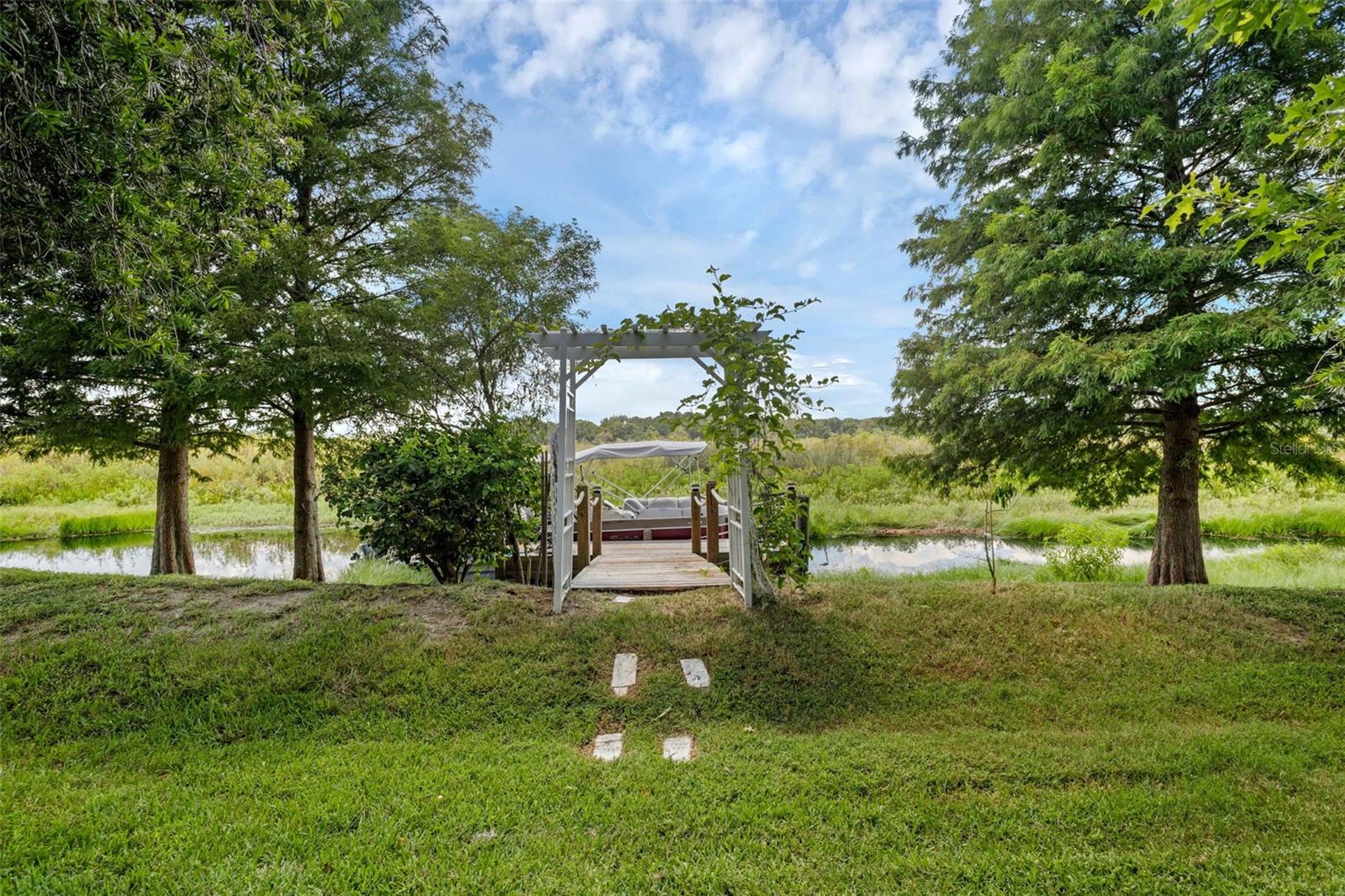 Image 45 of 60 For 1133 White Water Bay Drive