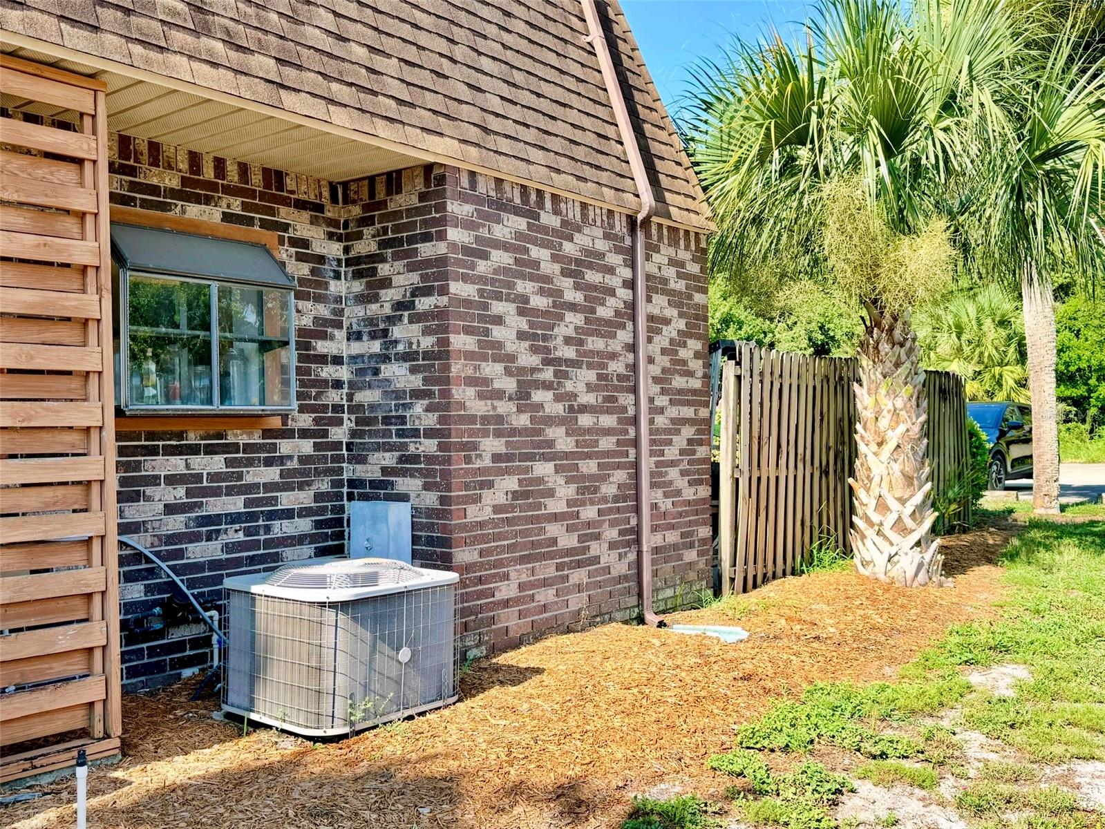Image 5 of 15 For 202 Terrace Court