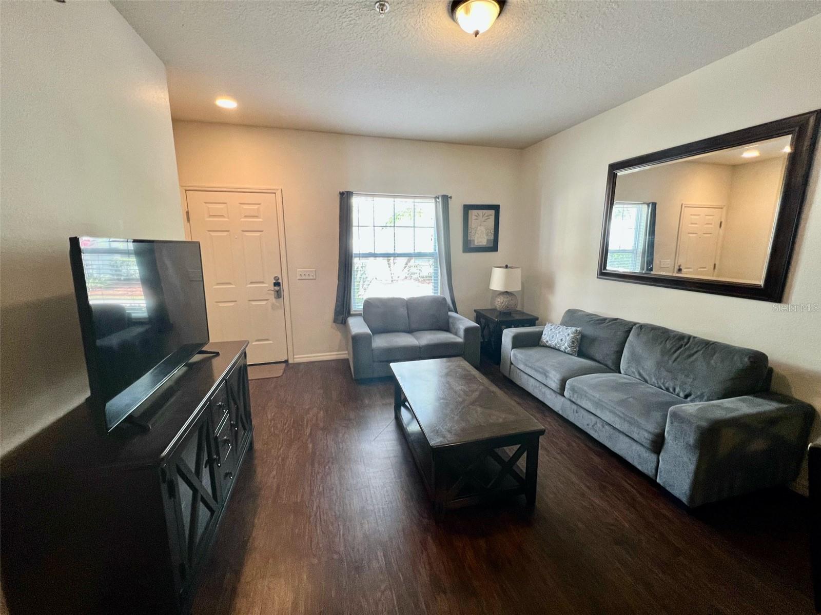 Image 5 of 14 For 2901 Edenshire Way 103