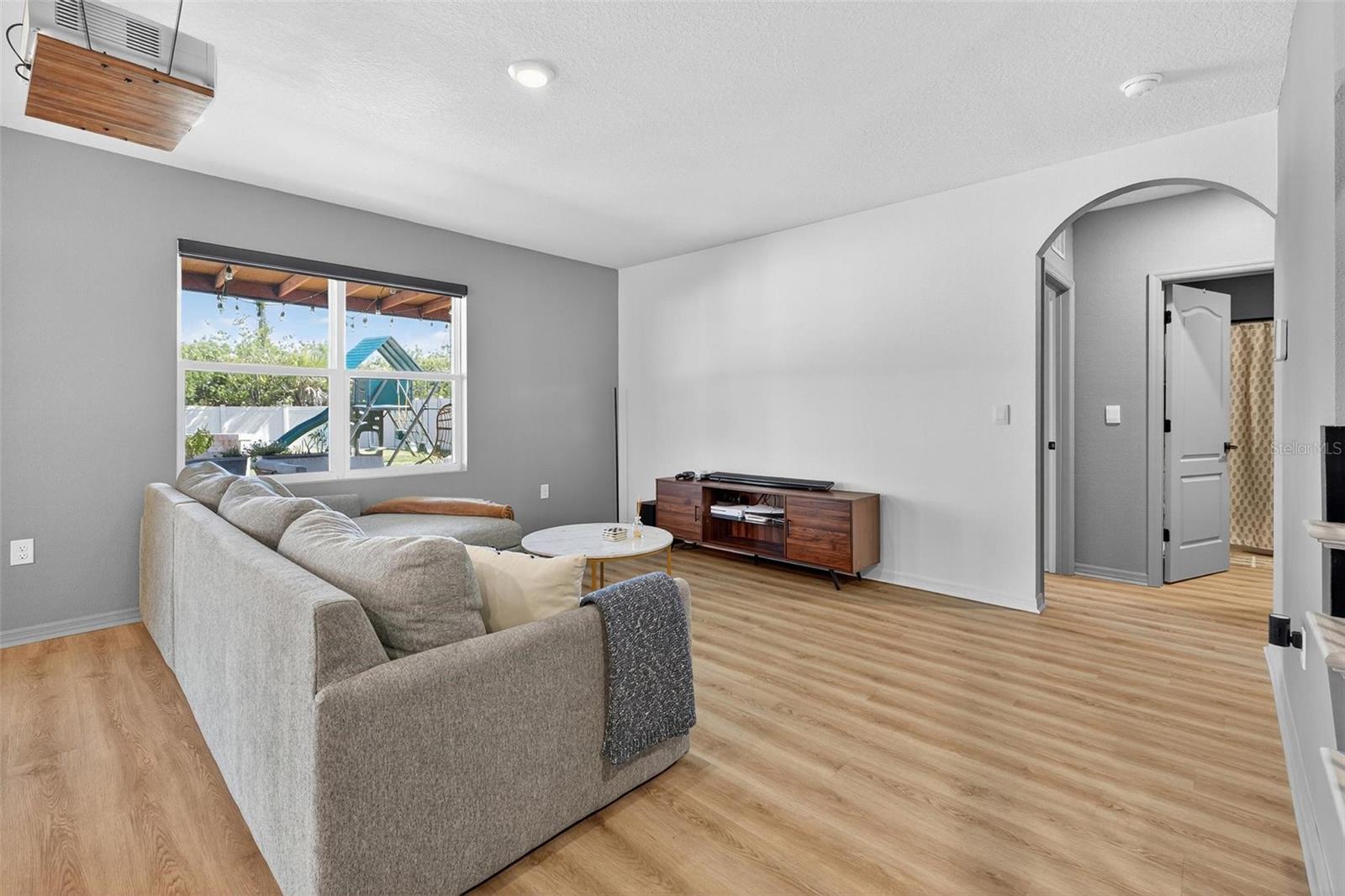 Image 12 of 46 For 3322 Eastgrove Terrace