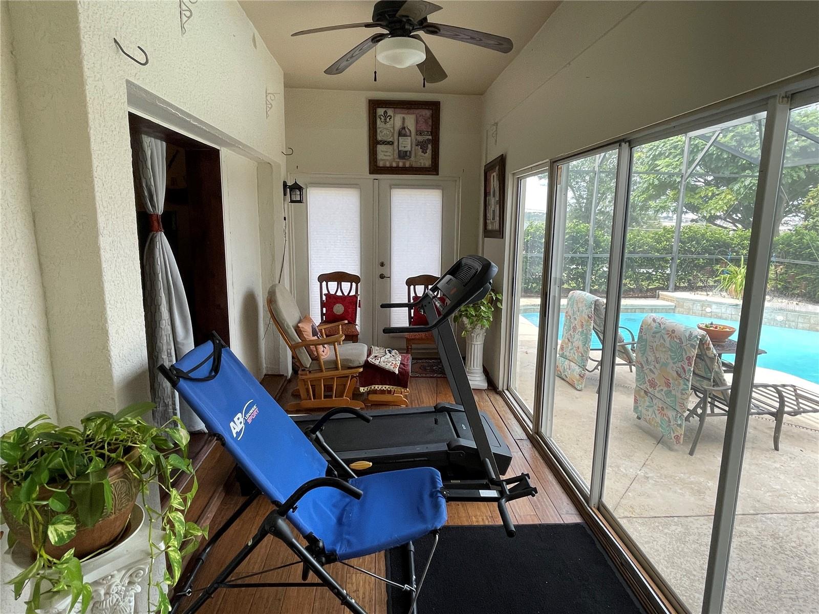 Image 18 of 26 For 2915 Southern Pines Loop