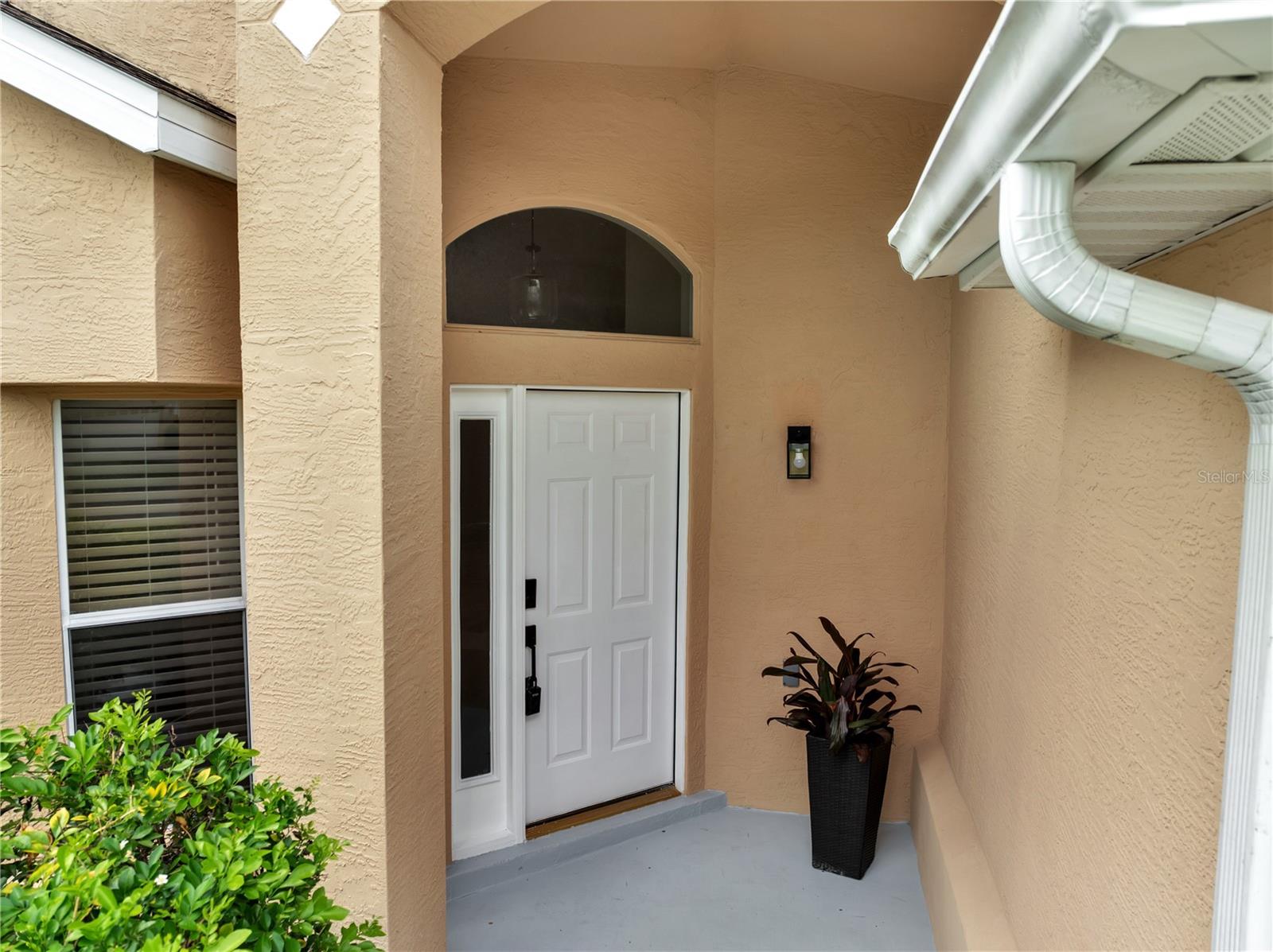 Image 2 of 33 For 13543 Emeraldview Drive