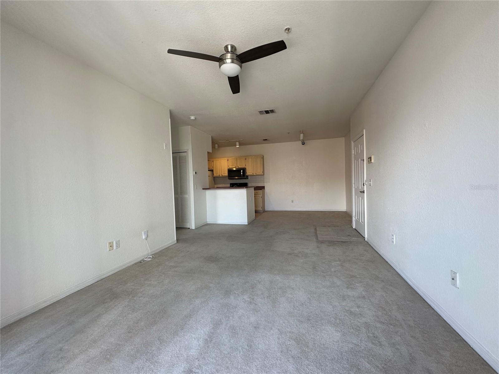 Image 32 of 43 For 2513 Maitland Crossing Way 208