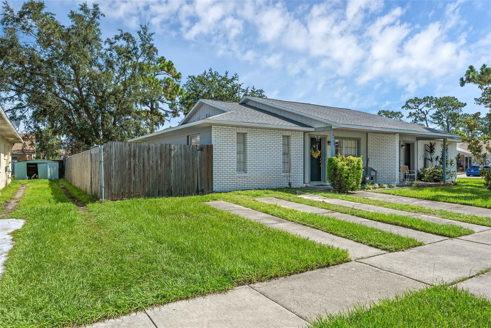 Image 11 of 35 For 8137 And 8139 Parrot Drive