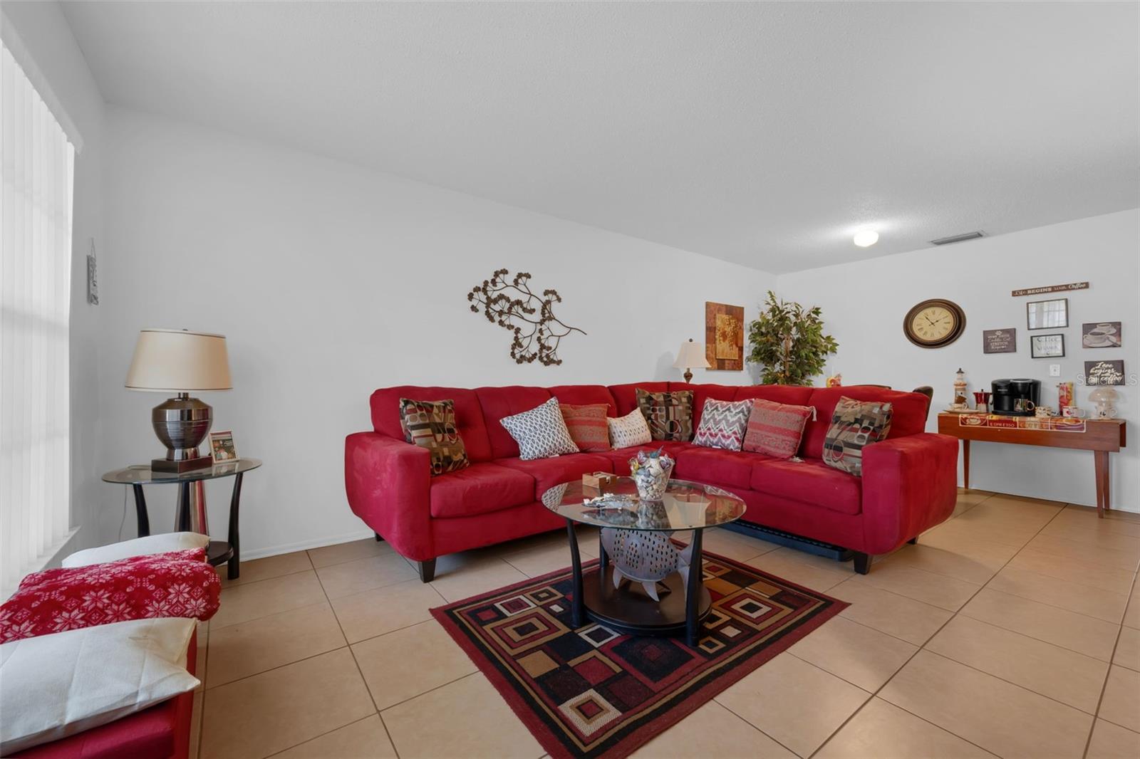 Image 15 of 35 For 8137 And 8139 Parrot Drive