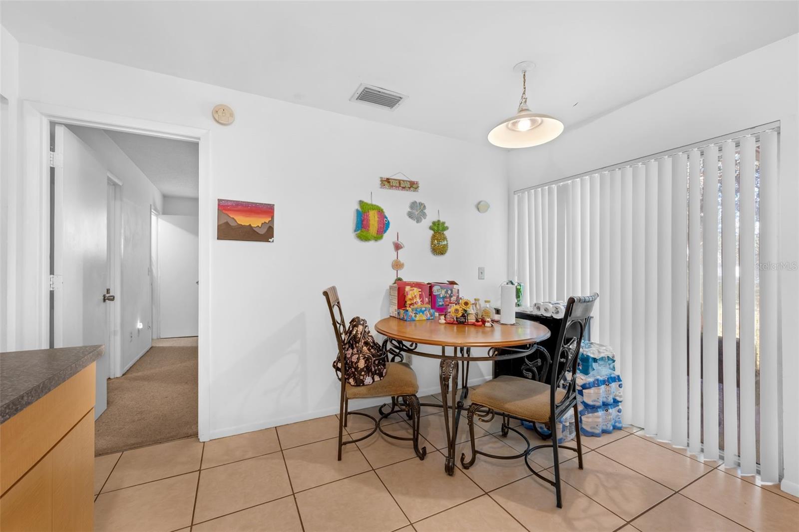Image 18 of 35 For 8137 And 8139 Parrot Drive