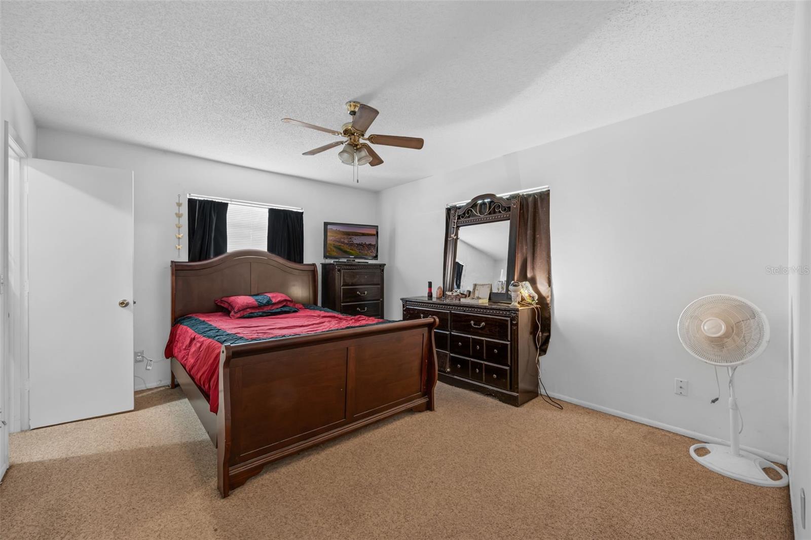 Image 24 of 35 For 8137 And 8139 Parrot Drive