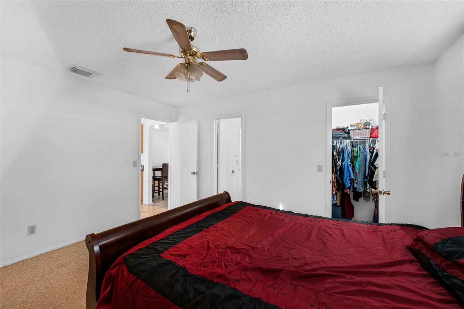 Image 26 of 35 For 8137 And 8139 Parrot Drive