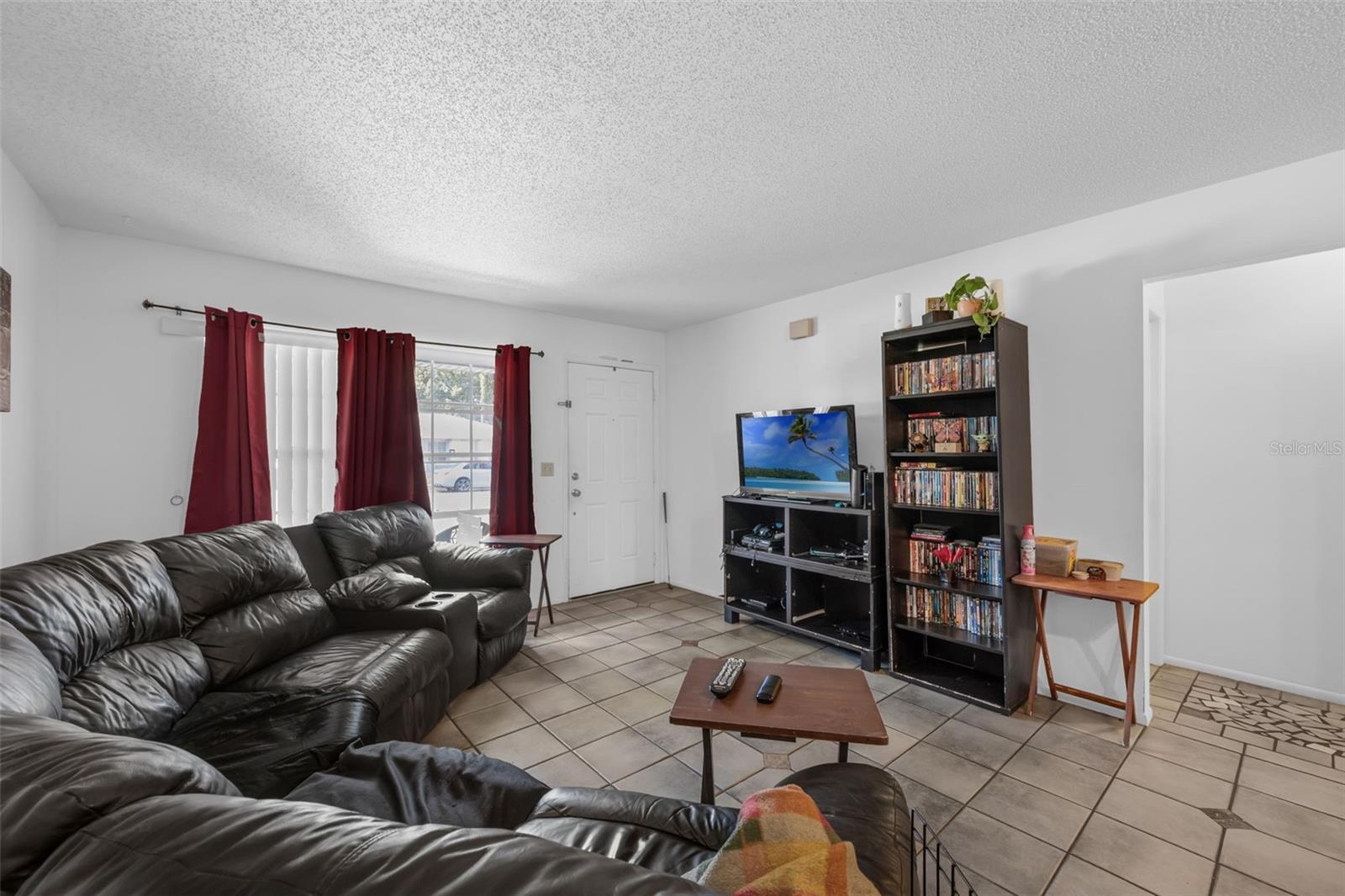 Image 4 of 35 For 8137 And 8139 Parrot Drive
