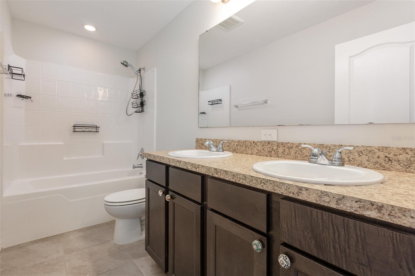Image 18 of 24 For 4668 Lindever Lane