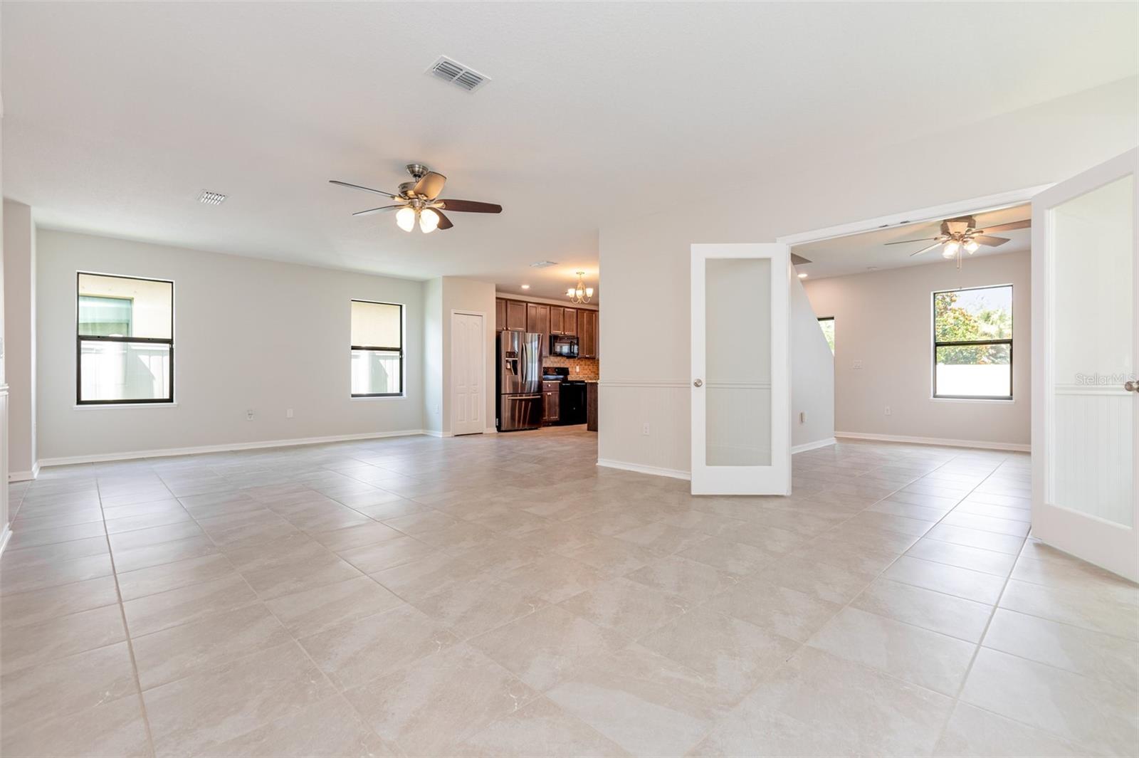 Image 4 of 24 For 4668 Lindever Lane