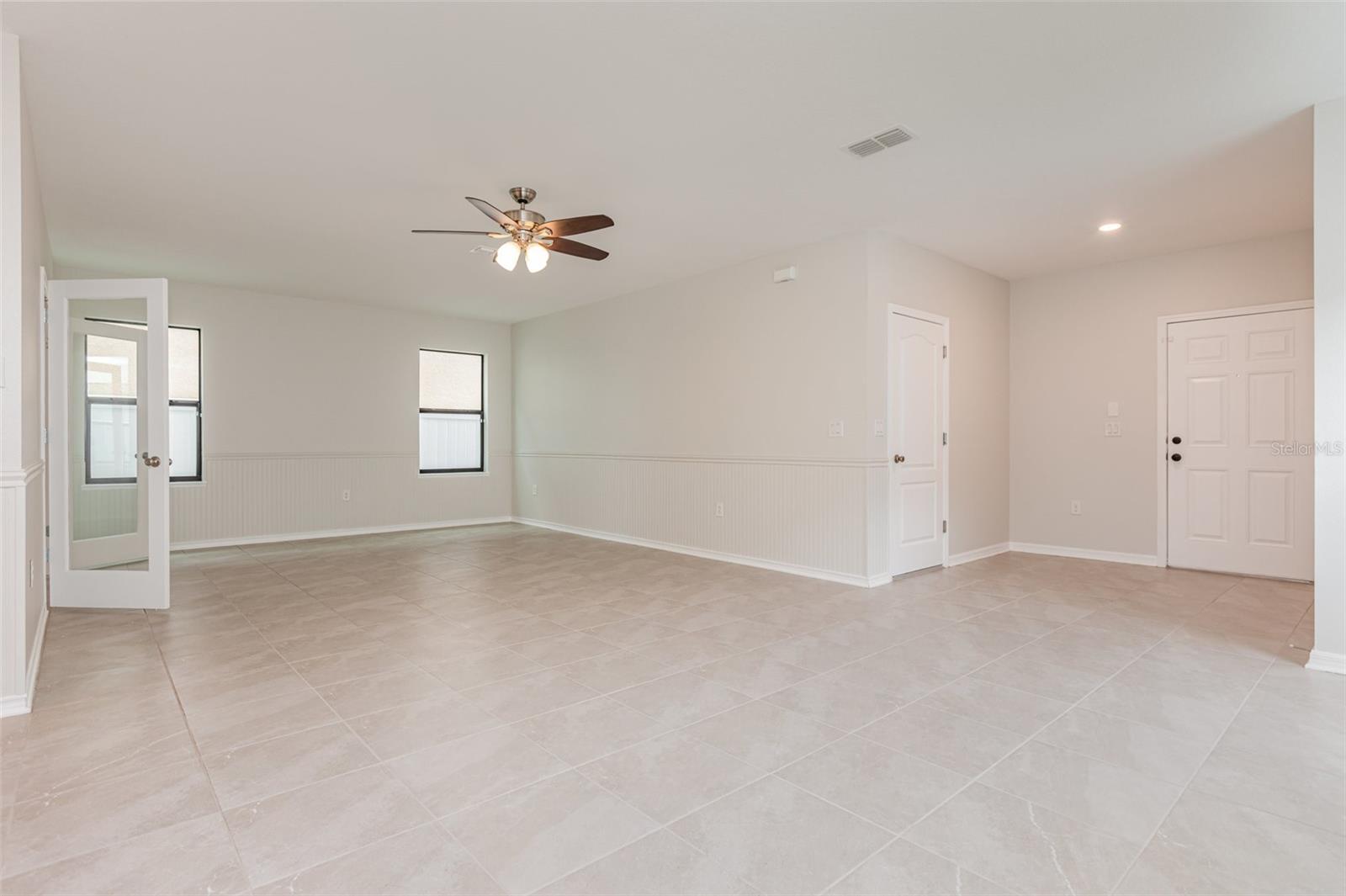 Image 5 of 24 For 4668 Lindever Lane