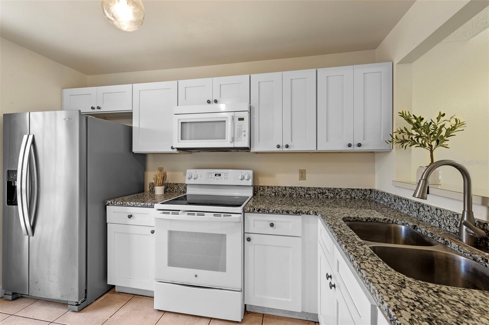 Image 12 of 40 For 49 Silver Park Circle
