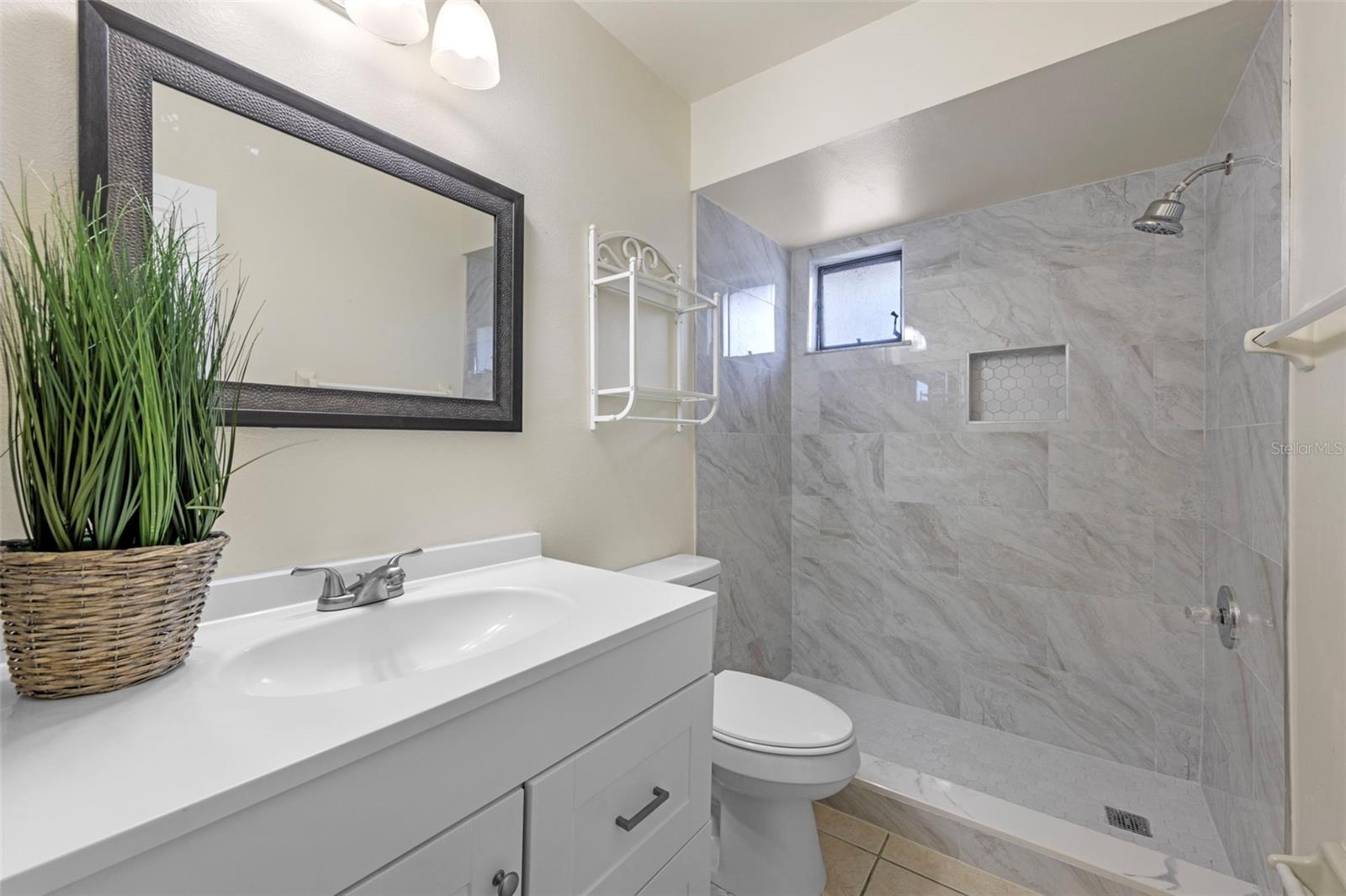 Image 22 of 40 For 49 Silver Park Circle