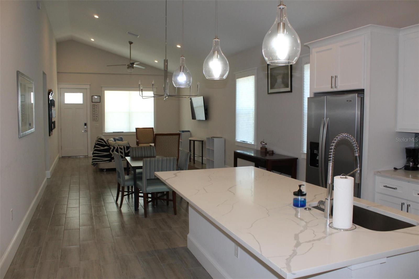 Image 12 of 31 For 1615 17th Street W
