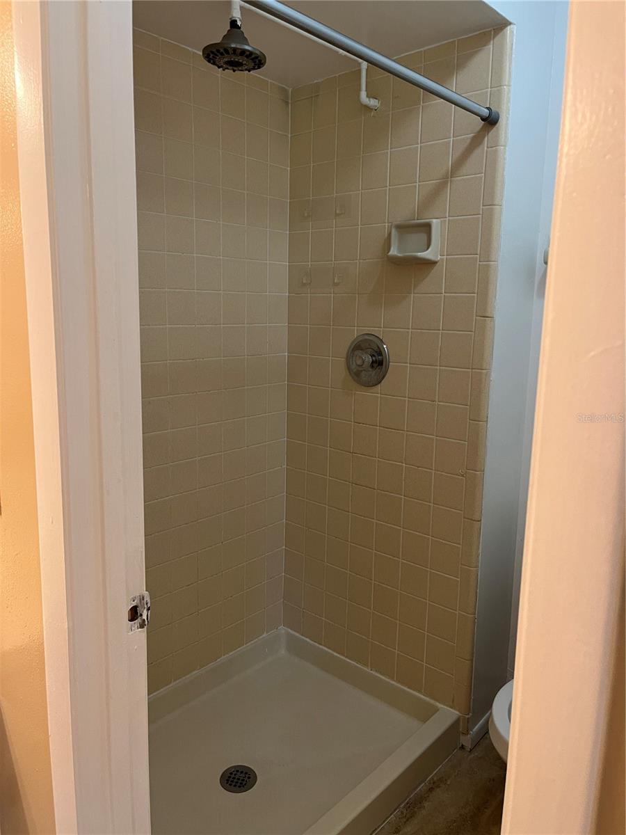Image 14 of 20 For 11747 Whitewing Court