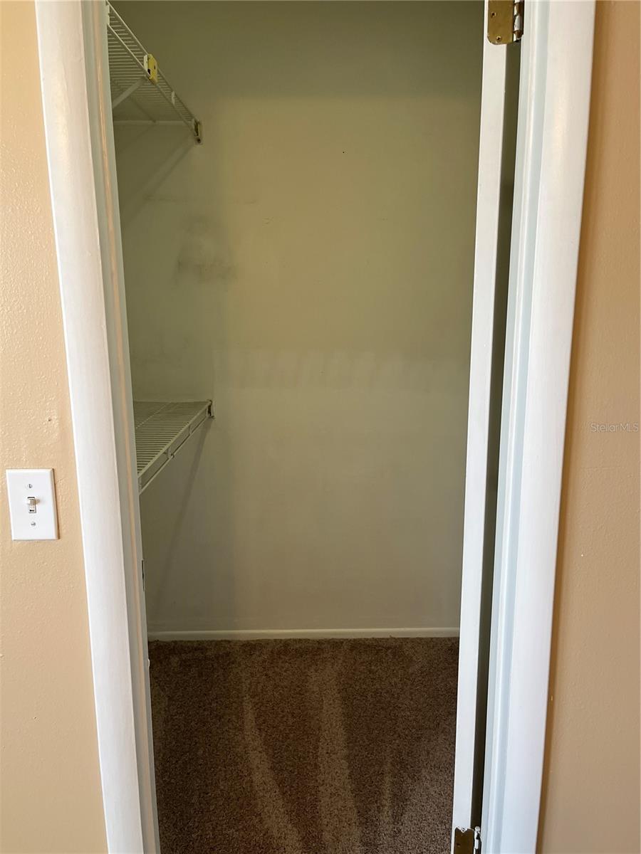 Image 17 of 20 For 11747 Whitewing Court