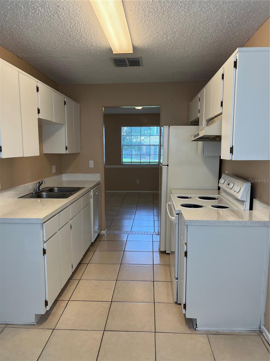 Image 2 of 20 For 11747 Whitewing Court