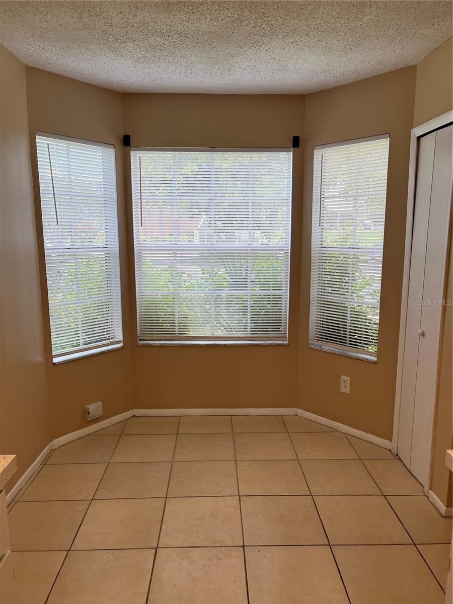 Image 3 of 20 For 11747 Whitewing Court