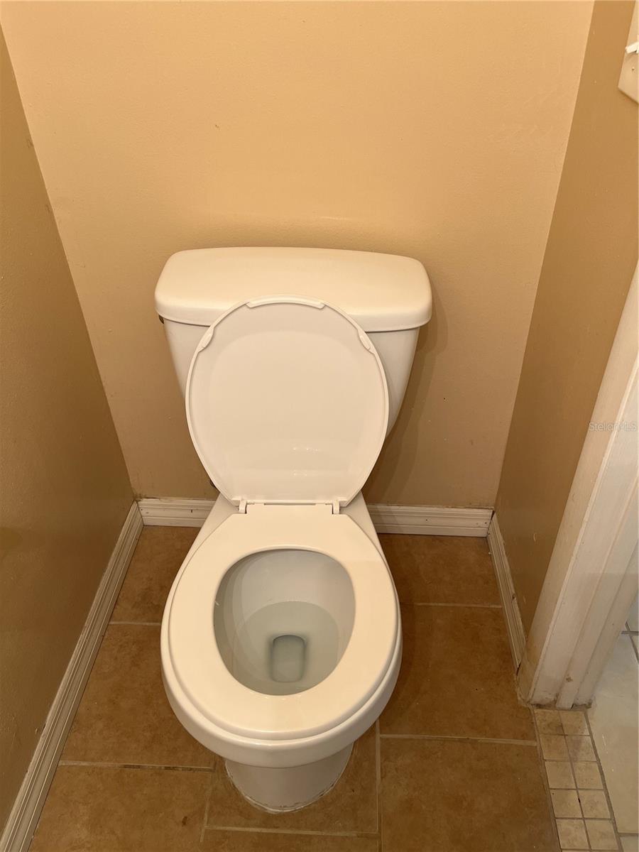 Image 6 of 20 For 11747 Whitewing Court