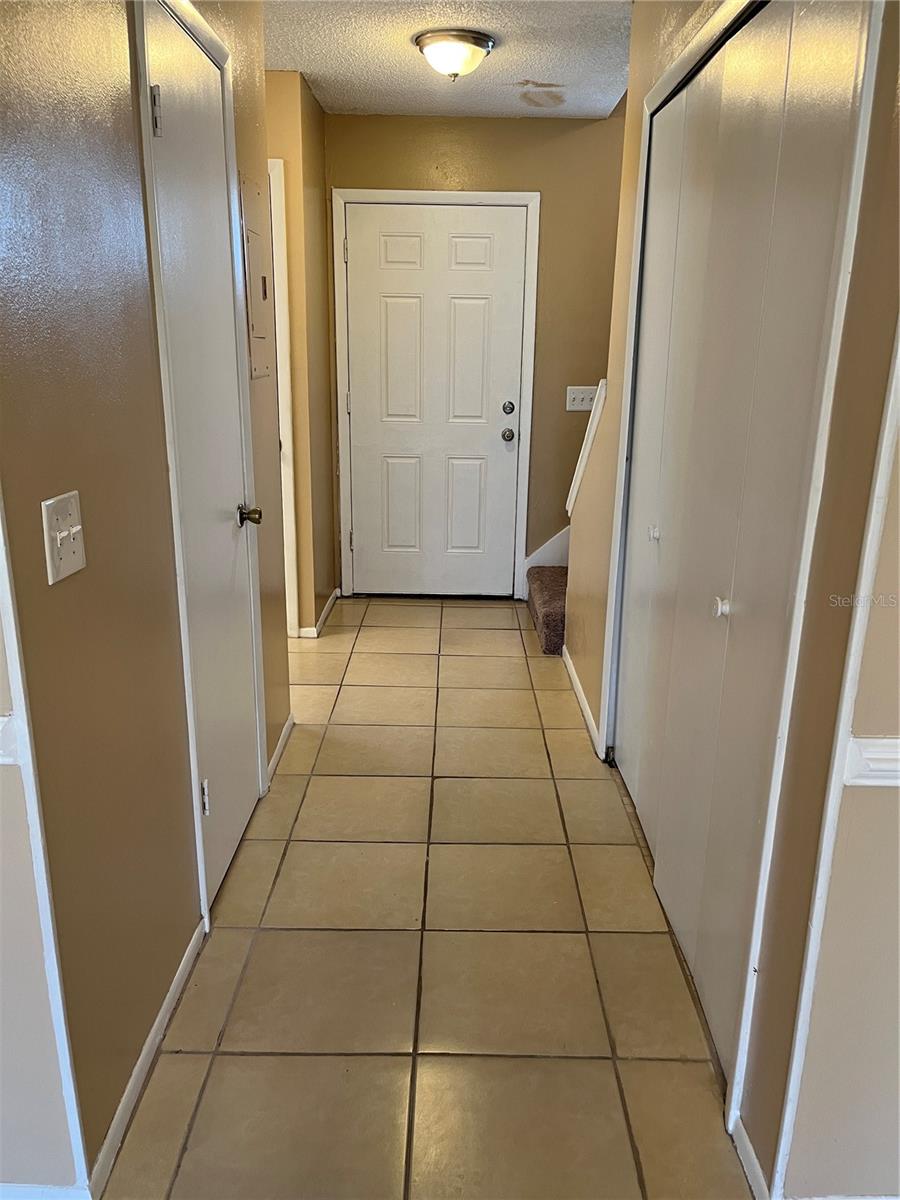 Image 7 of 20 For 11747 Whitewing Court