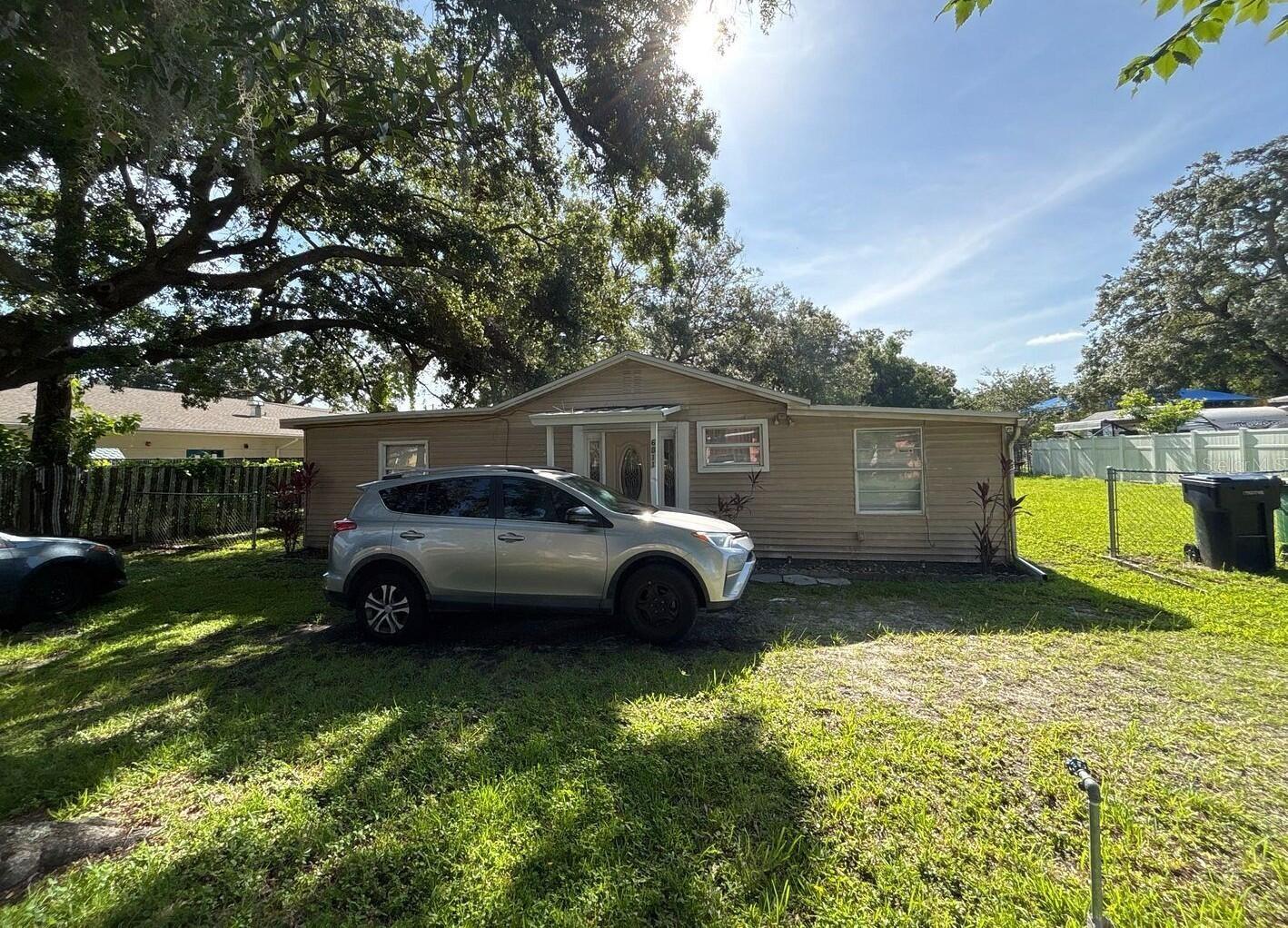 Details for 6811 Willow Avenue, TAMPA, FL 33604