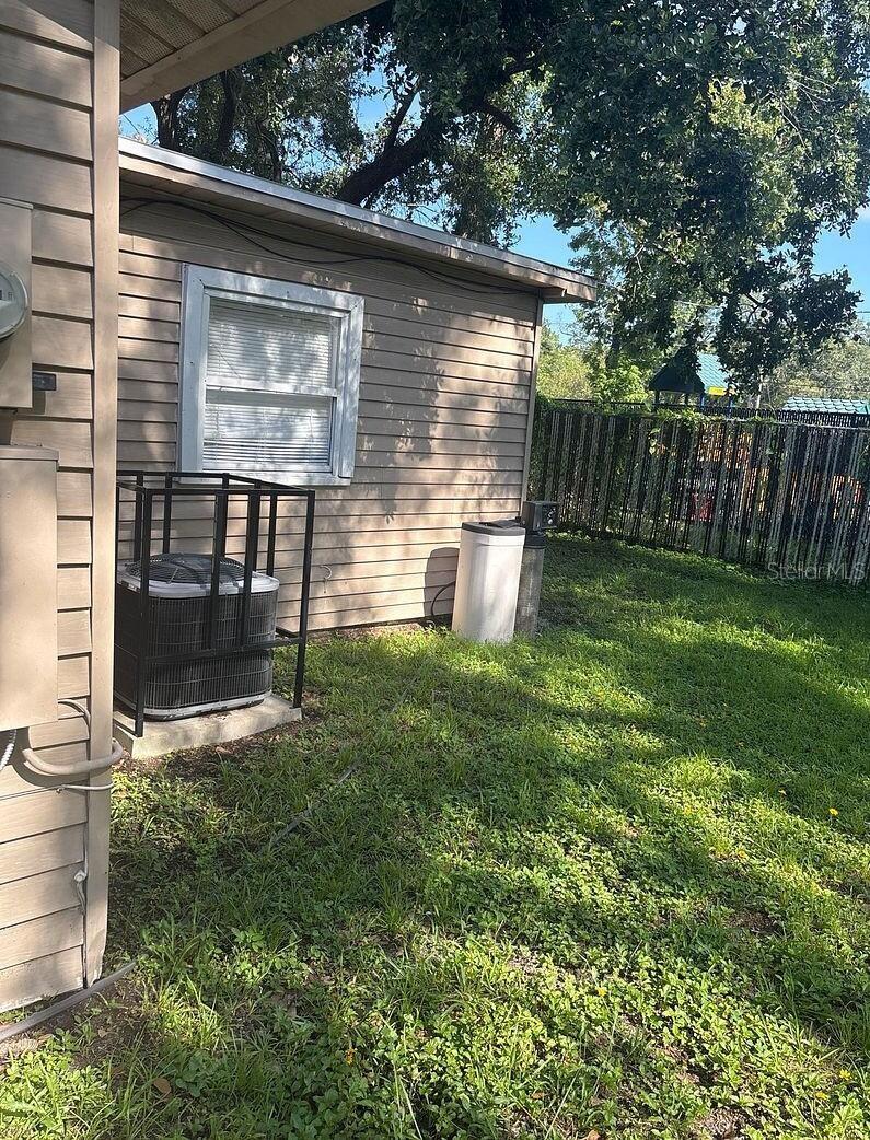 Image 14 of 18 For 6811 Willow Avenue