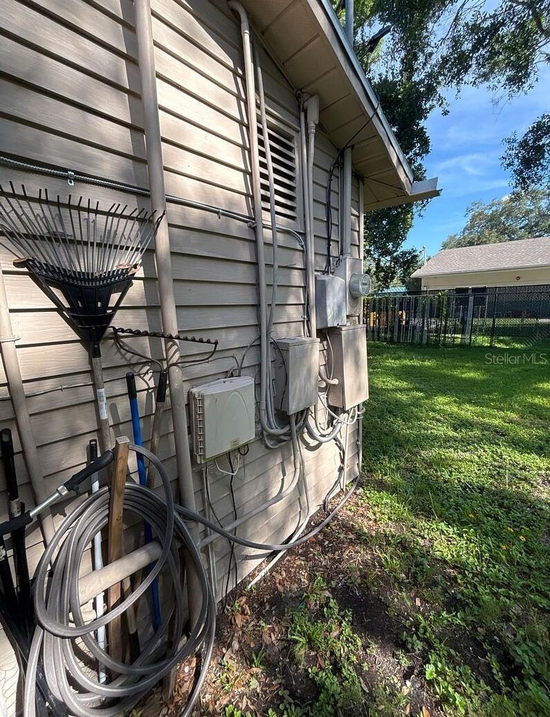 Image 15 of 18 For 6811 Willow Avenue