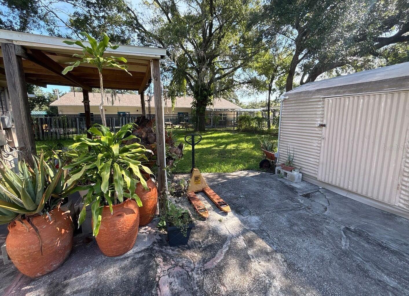 Image 16 of 18 For 6811 Willow Avenue