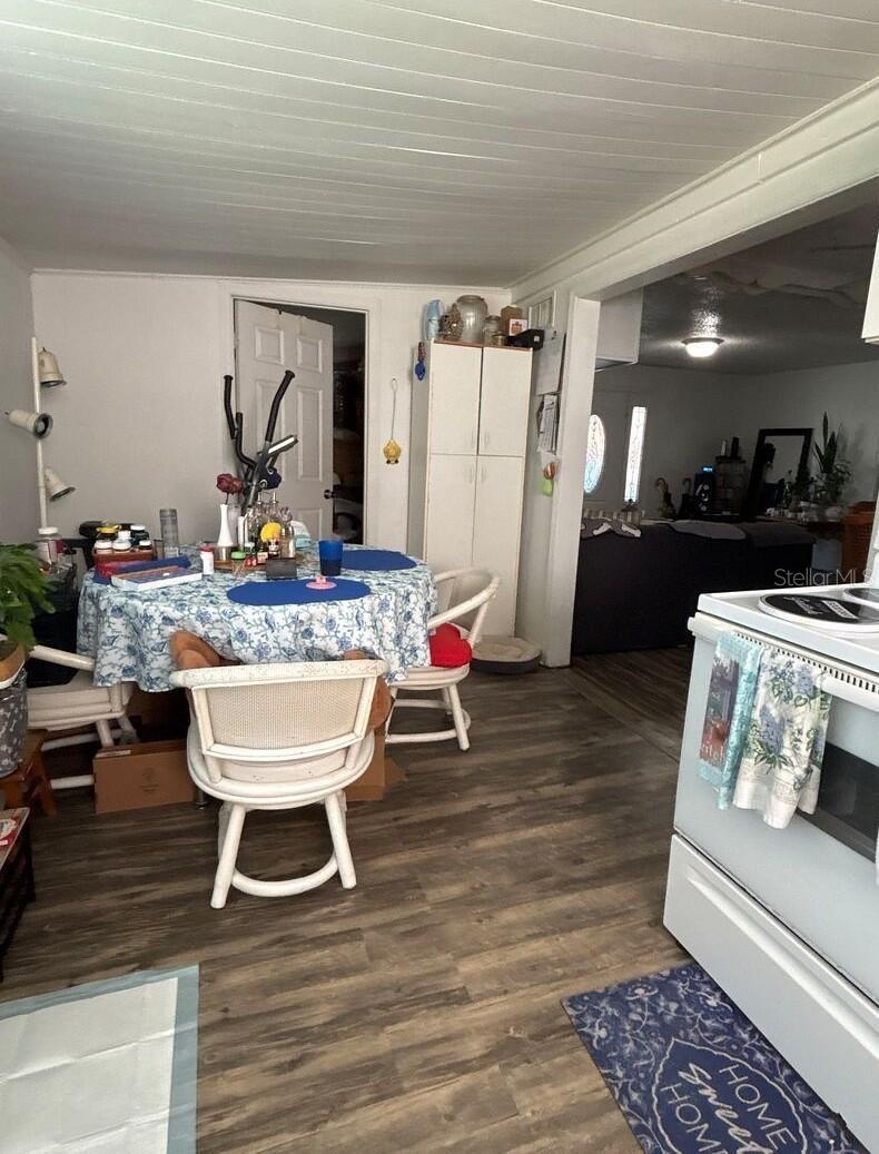 Image 4 of 18 For 6811 Willow Avenue