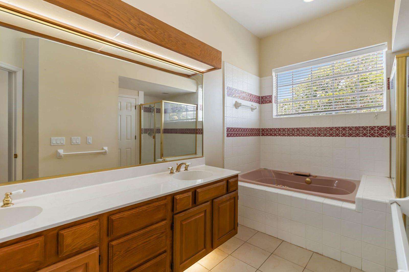 Listing photo id 20 for 14319 Tambourine Dr