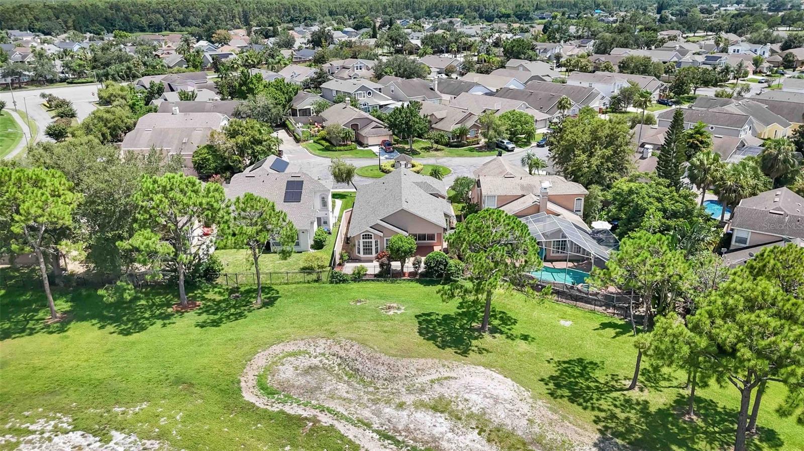 Listing photo id 40 for 14319 Tambourine Dr