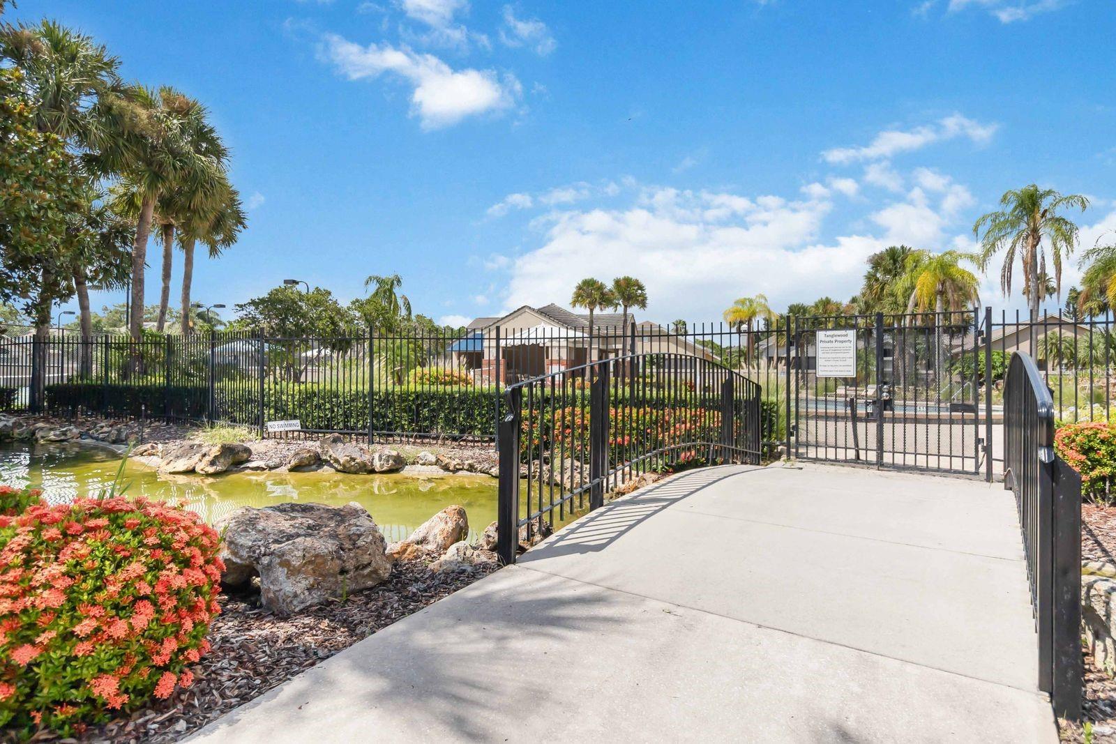 Listing photo id 42 for 14319 Tambourine Dr